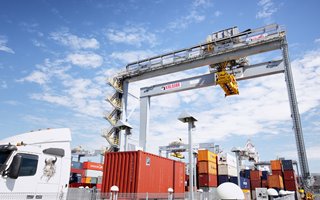 The Uber of container logistics
