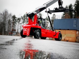 Kalmar Reachstacker for empty and semi-laden container handling
