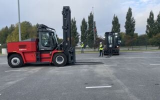 Medium Electric Forklift generates lots of buzz on the Electrifying Experience Tour